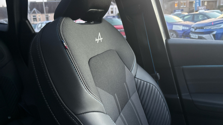 Renault Symbioz 1.6 E-Tech FHEV 145 Iconic Esprit Alpine 5dr Auto Hybrid Estate